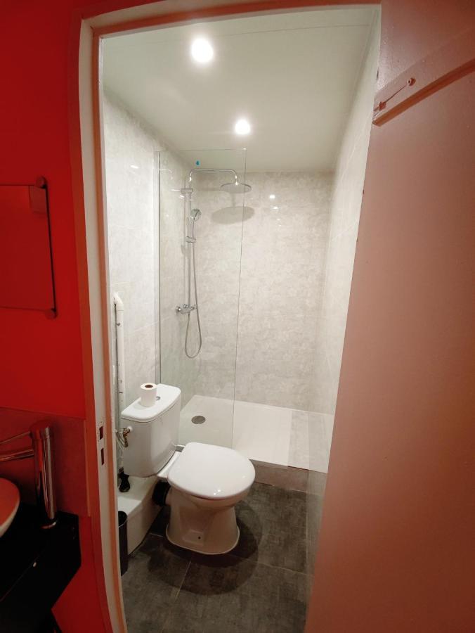 Reu-Nid Hostel Париж Екстериор снимка
